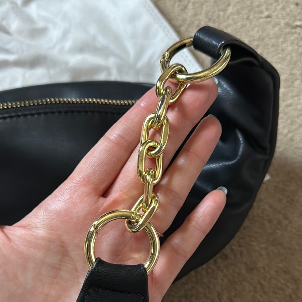 Miss Fong Black Belt Bag/Fanny - Picture 7 of 11